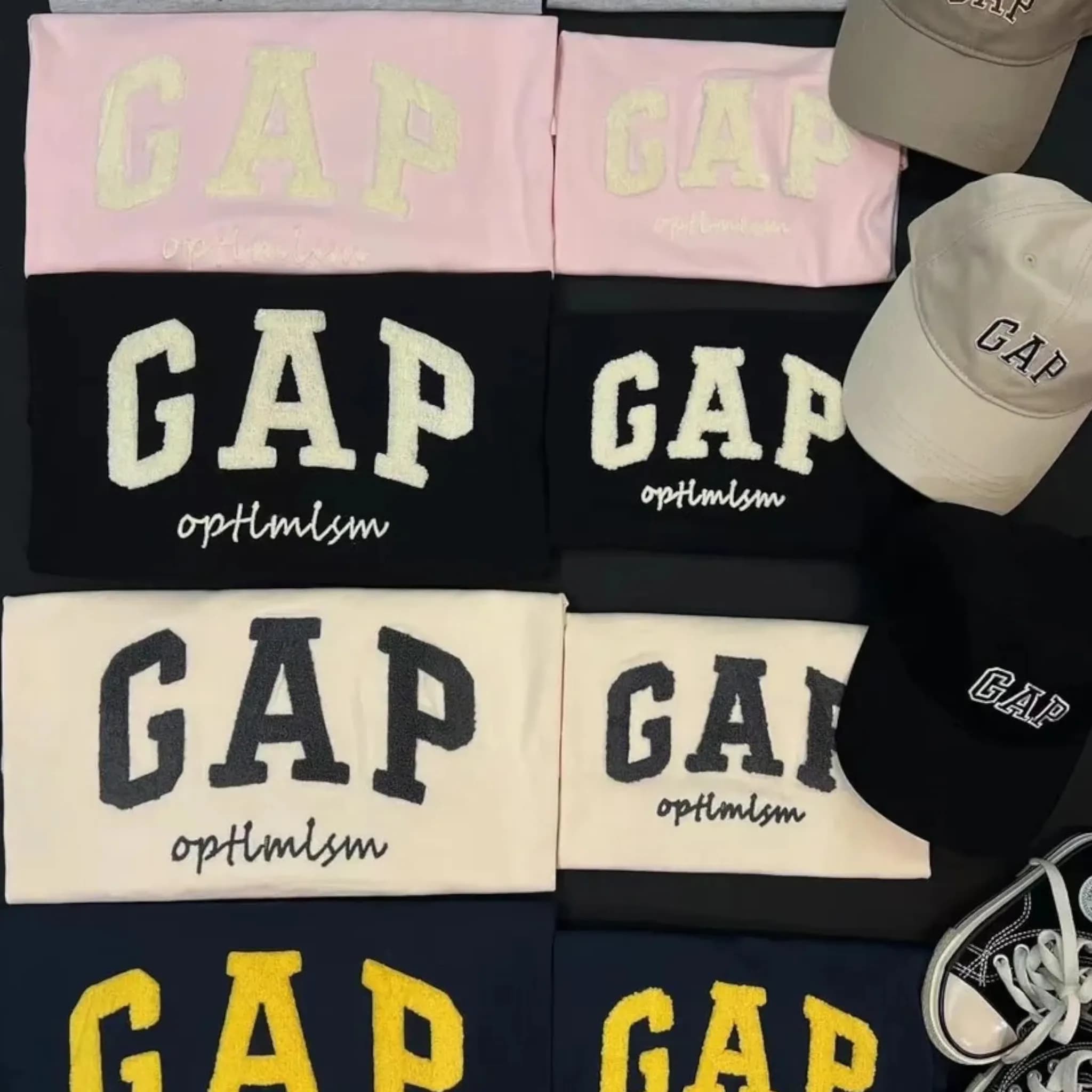 GAP立體毛巾刺繡短袖