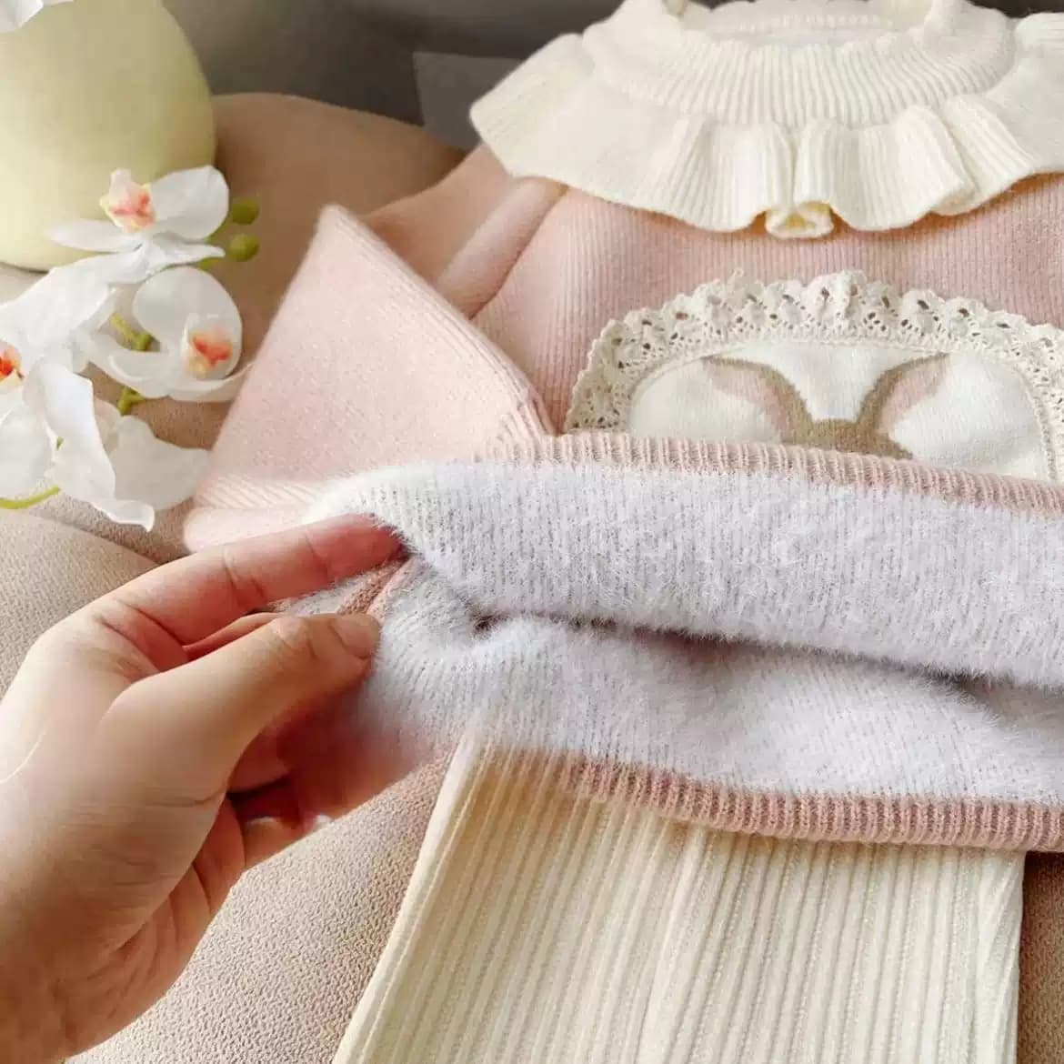 粉紅色兔子針織毛衣套裝 縮圖 2